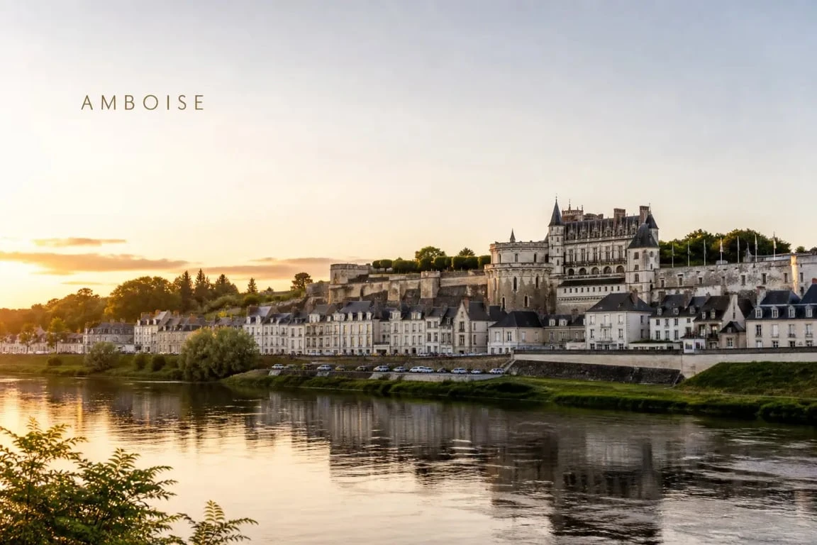 Que faire a amboise : panorama du Château Royal et des bords de Loire
