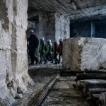 Entrée de la carrière souterraine d'Aubigny, galeries de la pierre de Forterre, 2 000 ans d'extraction